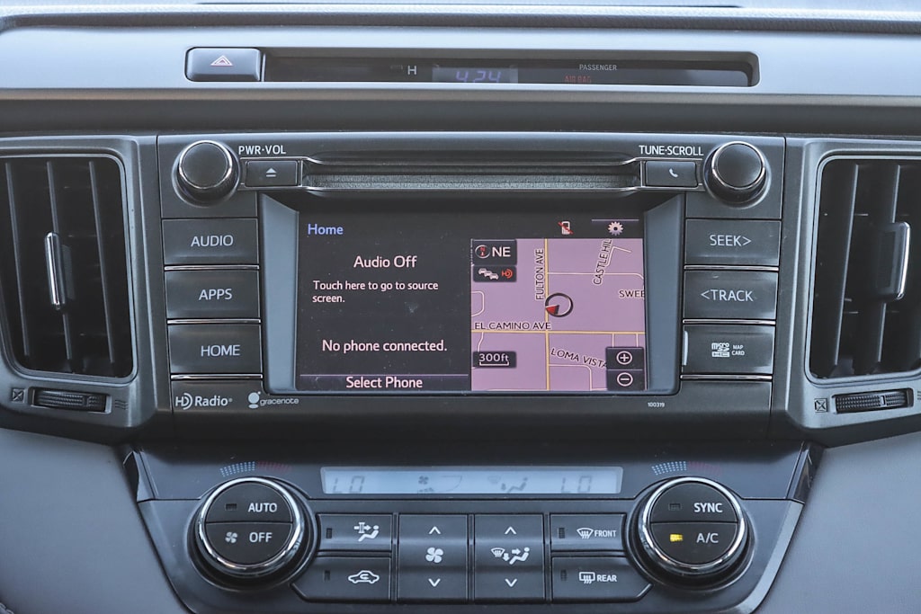 Thumbnail: 2014 Toyota RAV4 - 22