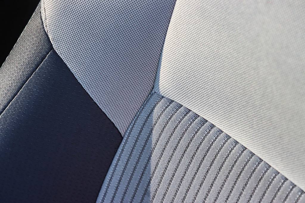 Thumbnail: 2014 Toyota RAV4 - 28