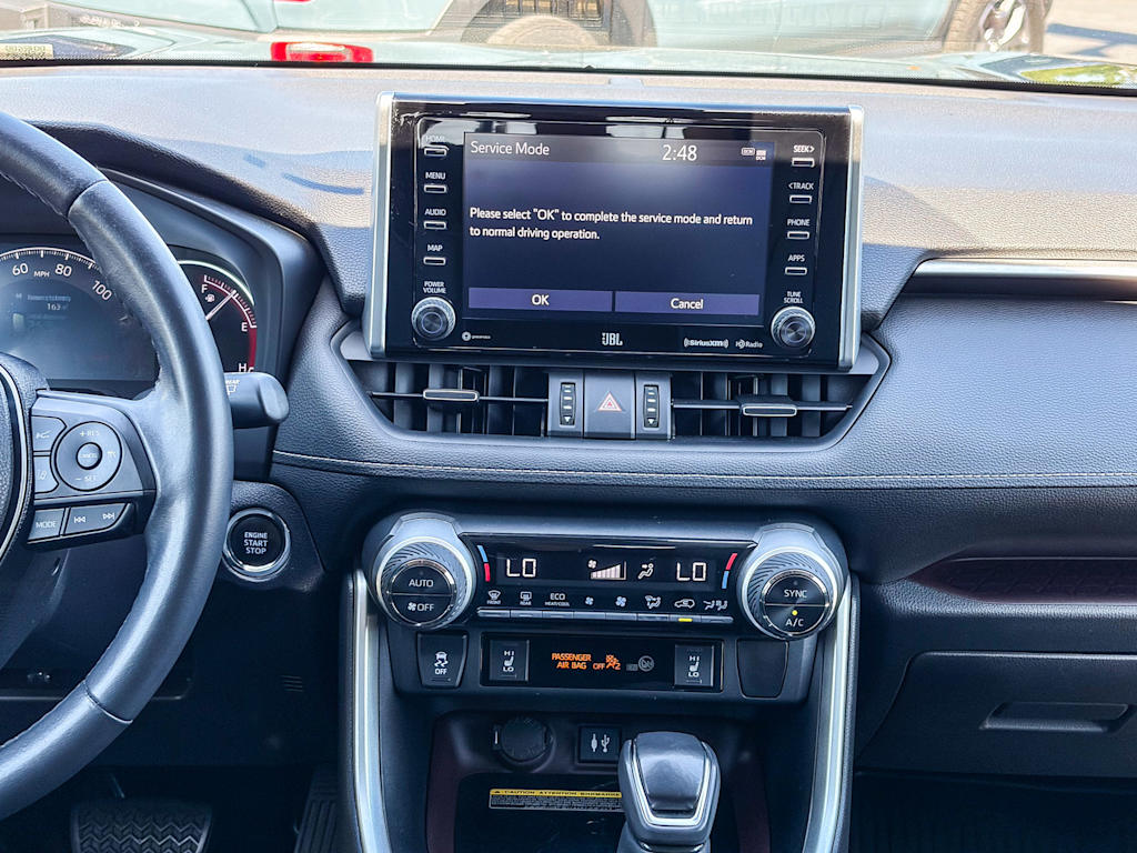 Thumbnail: 2019 Toyota RAV4 - 13