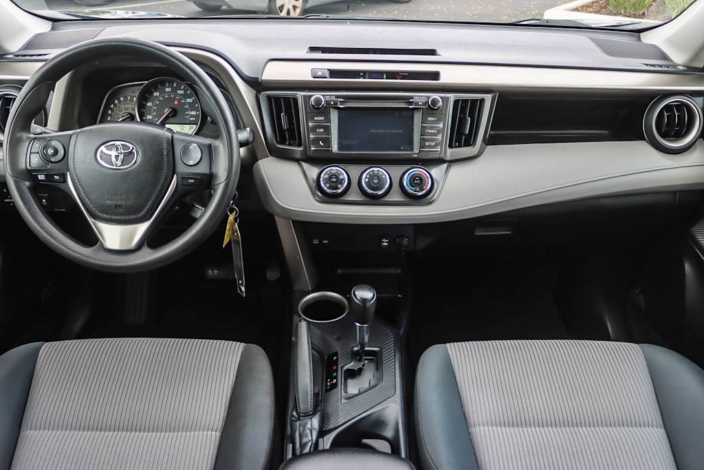 Thumbnail: 2015 Toyota RAV4 - 2