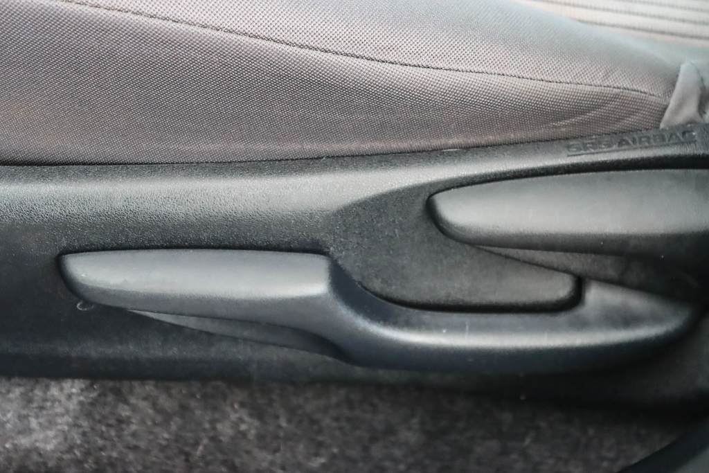 Thumbnail: 2015 Toyota RAV4 - 24