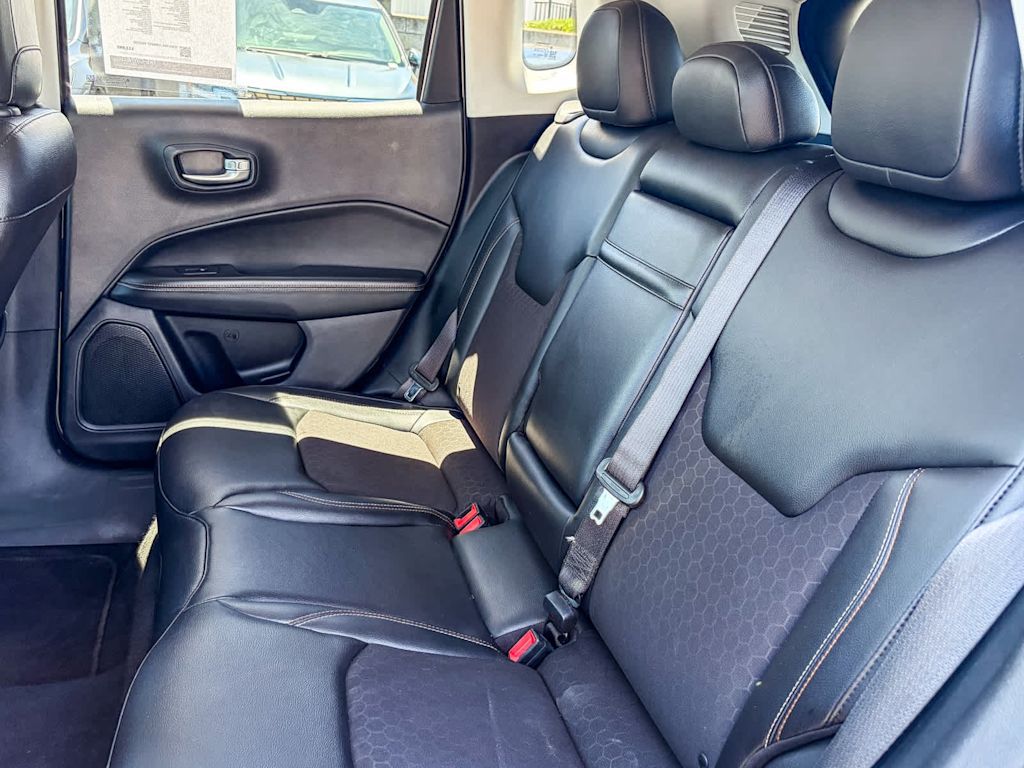 Thumbnail: 2018 Jeep Compass - 11