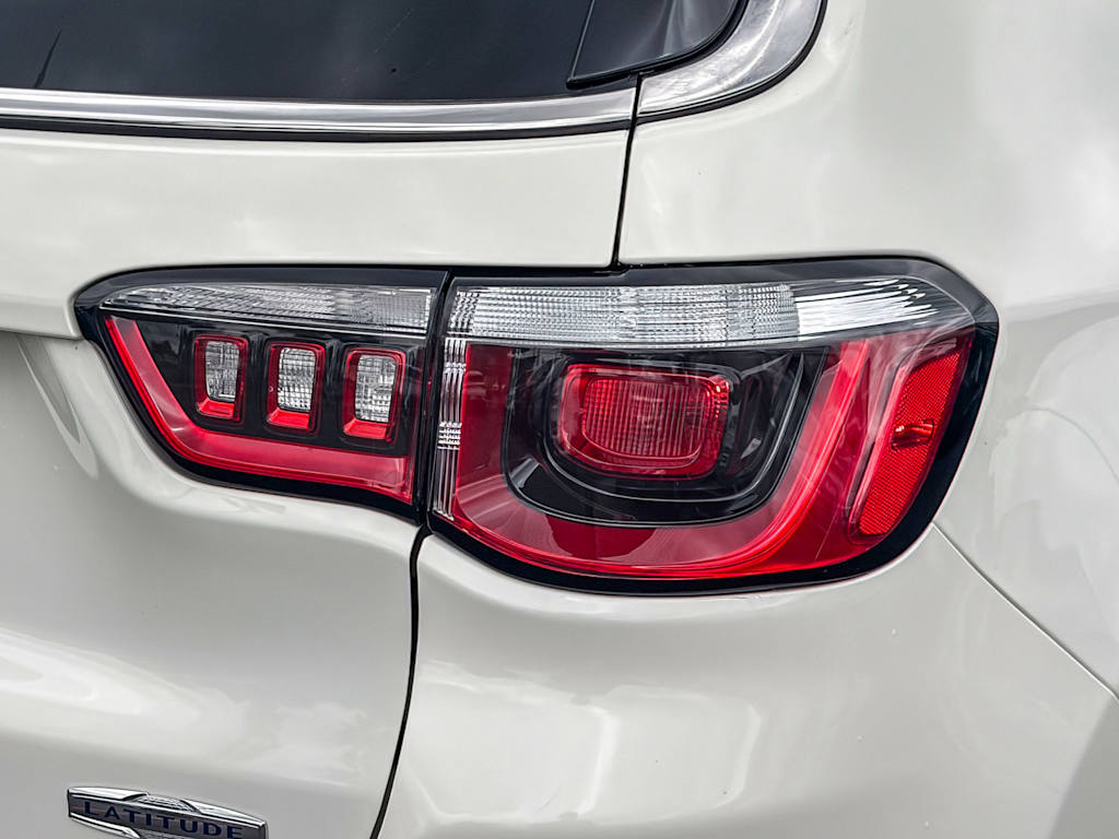 Thumbnail: 2018 Jeep Compass - 19