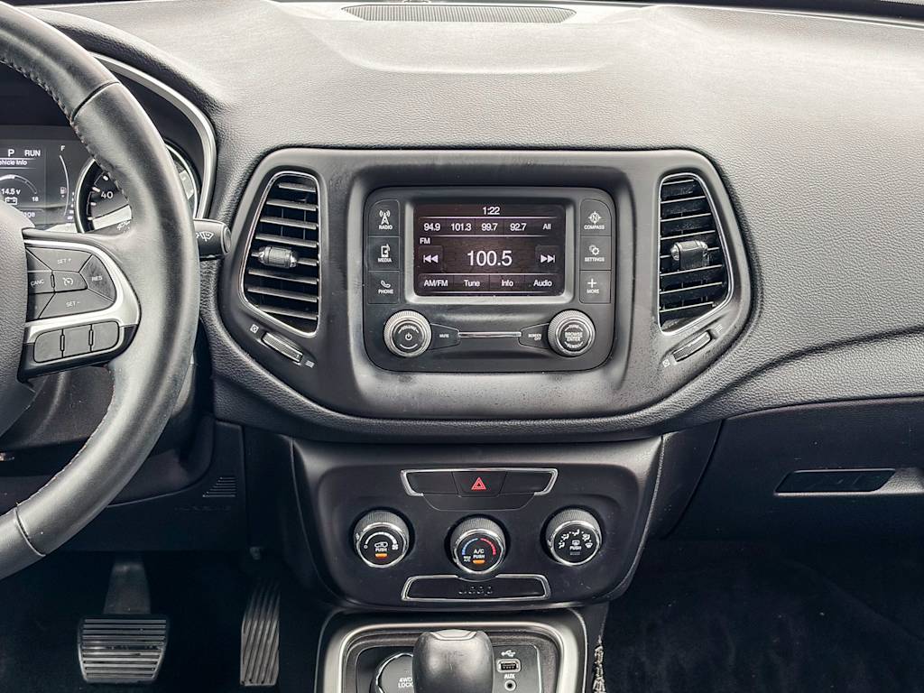 Thumbnail: 2018 Jeep Compass - 12