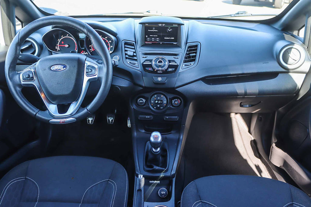 Thumbnail: 2015 Ford Fiesta - 2