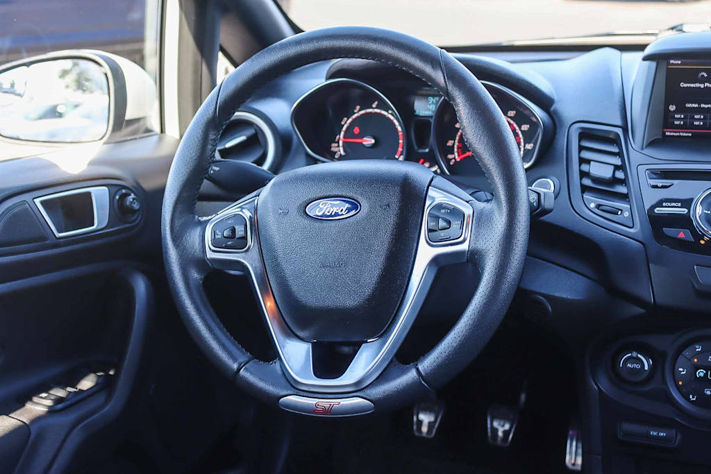 Thumbnail: 2015 Ford Fiesta - 8