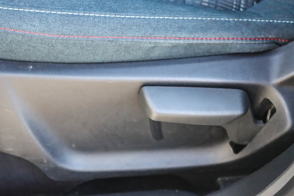 Thumbnail: 2023 Ford Bronco Sport - 24