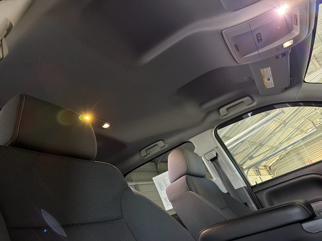 Thumbnail: 2018 Chevrolet Silverado 1500 - 21
