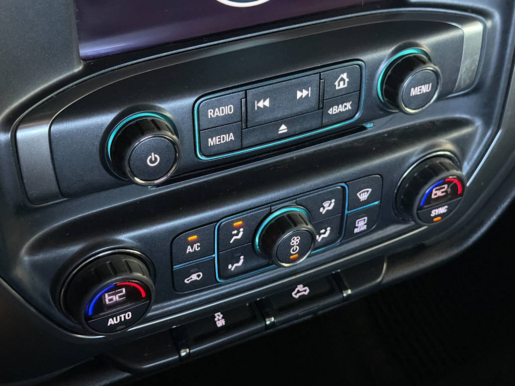 Thumbnail: 2017 Chevrolet Silverado 1500 - 23