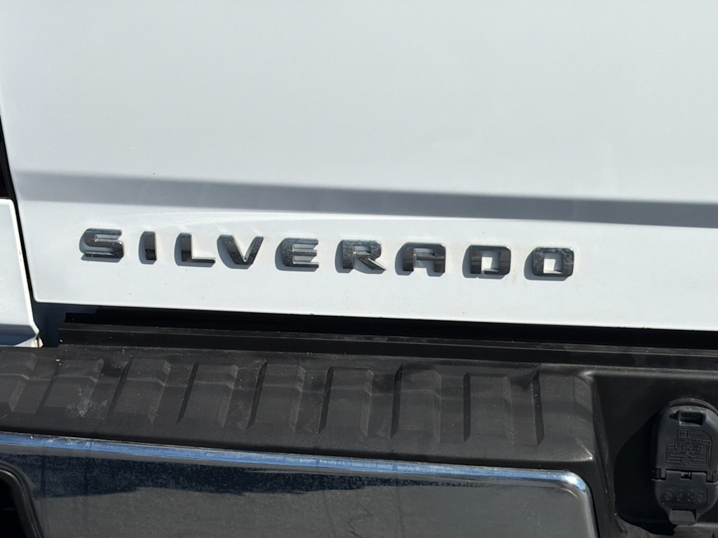 Thumbnail: 2017 Chevrolet Silverado 1500 - 7