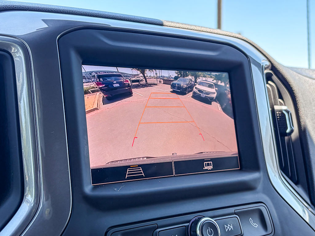 Thumbnail: 2023 Chevrolet Silverado 1500 - 24