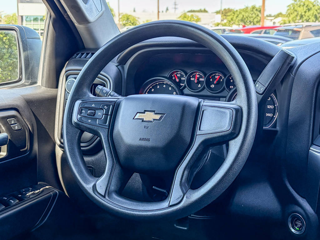 Thumbnail: 2023 Chevrolet Silverado 1500 - 8