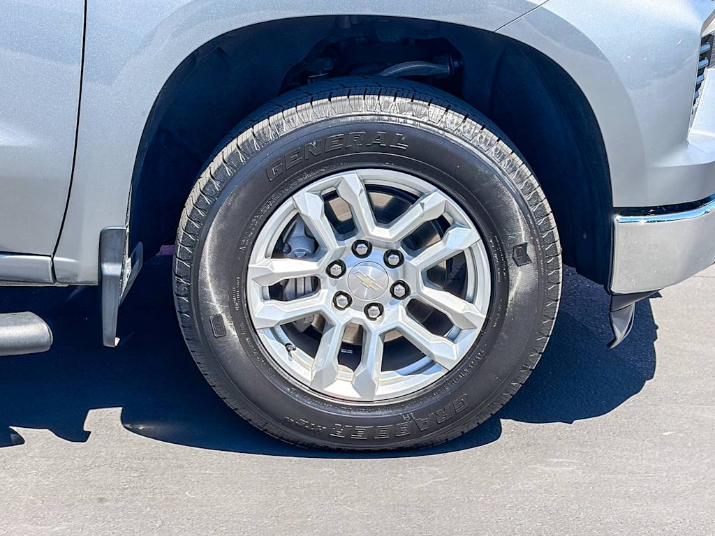 Thumbnail: 2023 Chevrolet Silverado 1500 - 6