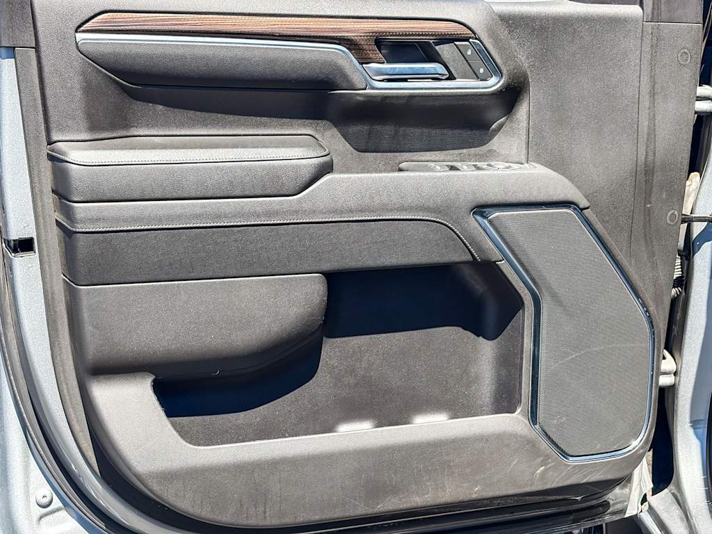 Thumbnail: 2023 Chevrolet Silverado 1500 - 22