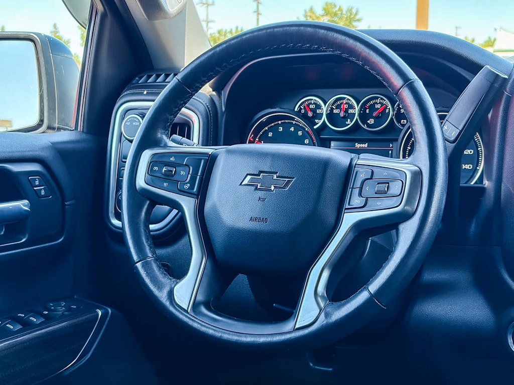 Thumbnail: 2021 Chevrolet Silverado 1500 - 9