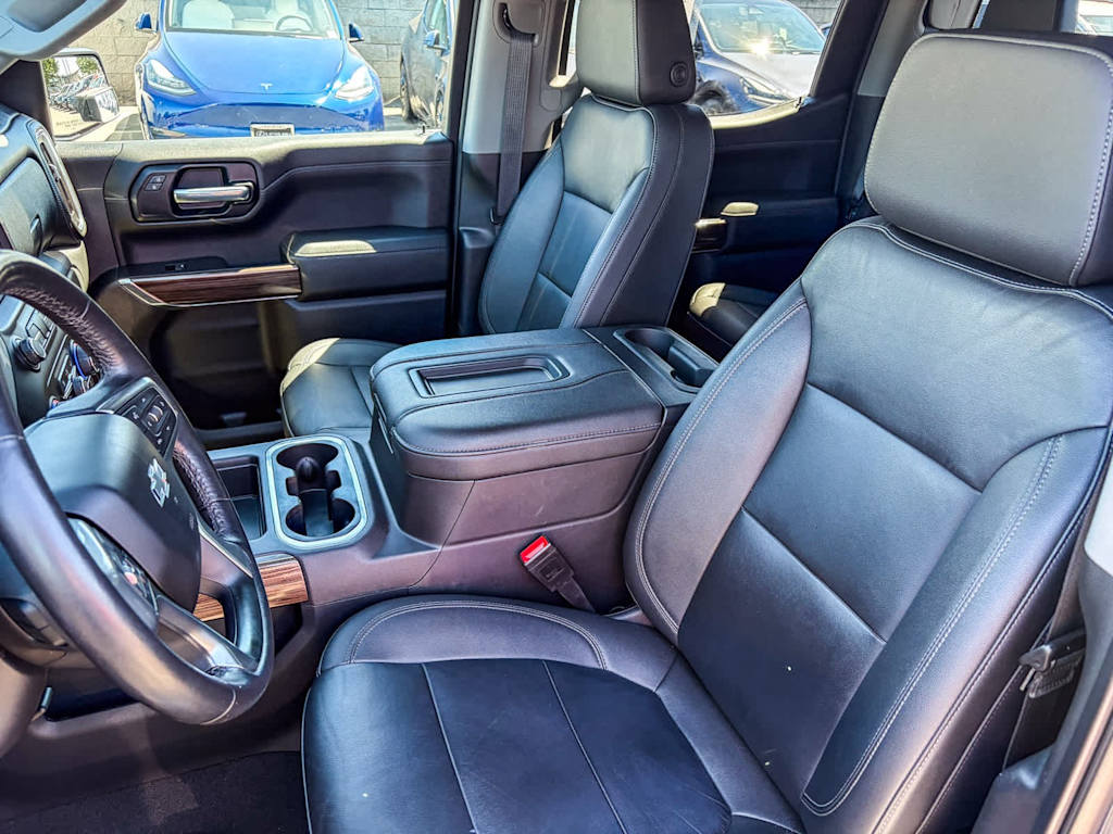 Thumbnail: 2021 Chevrolet Silverado 1500 - 11