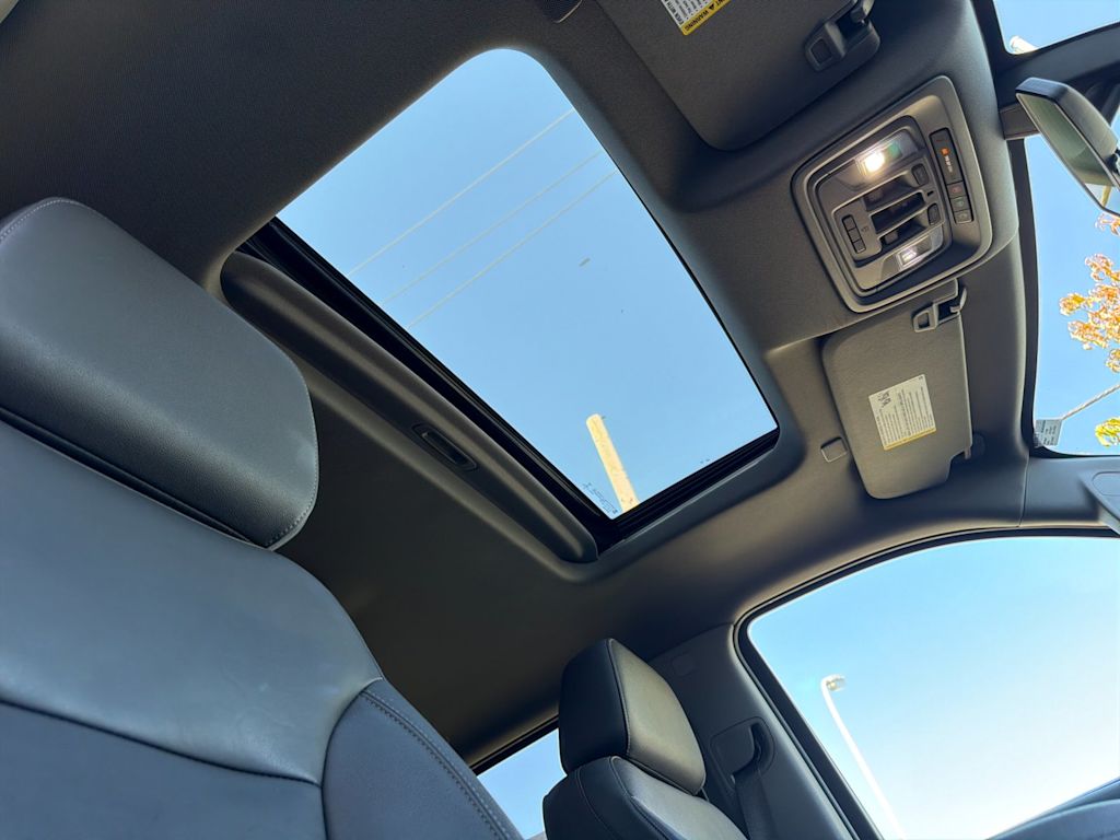Thumbnail: 2022 Chevrolet Silverado 1500 - 21