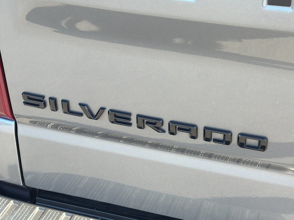 Thumbnail: 2022 Chevrolet Silverado 1500 - 32