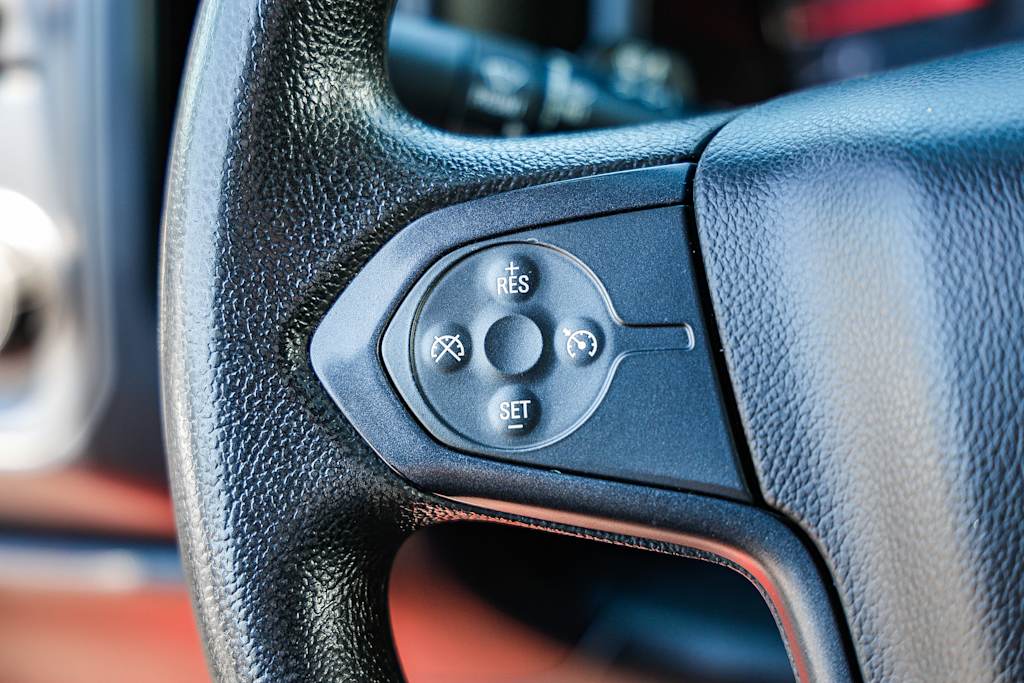 Thumbnail: 2018 Chevrolet Silverado 1500 - 39