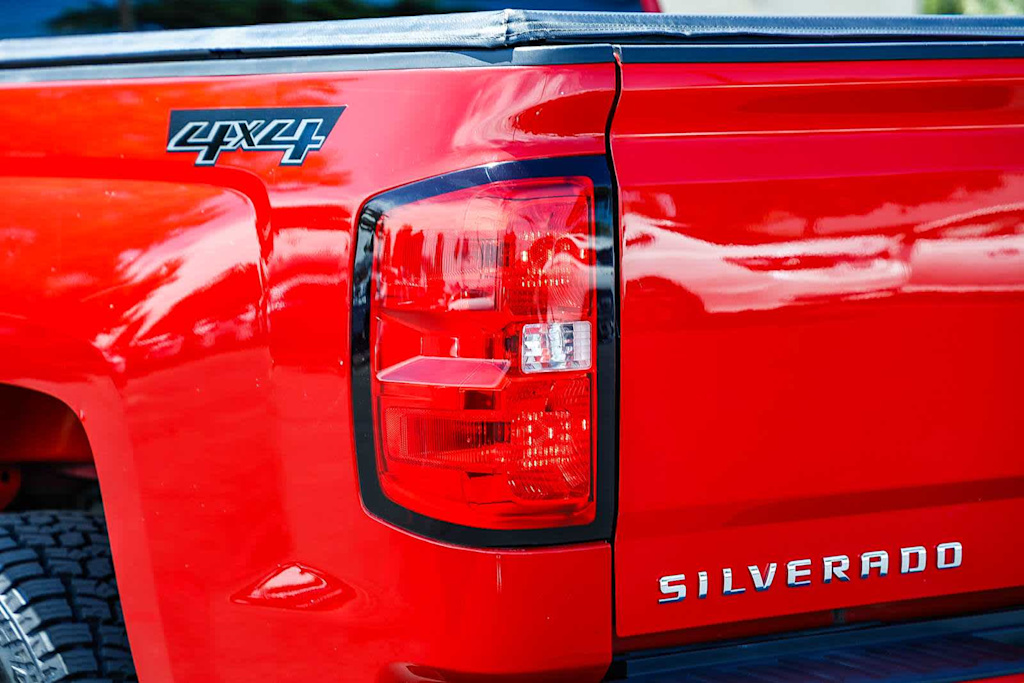 Thumbnail: 2018 Chevrolet Silverado 1500 - 35