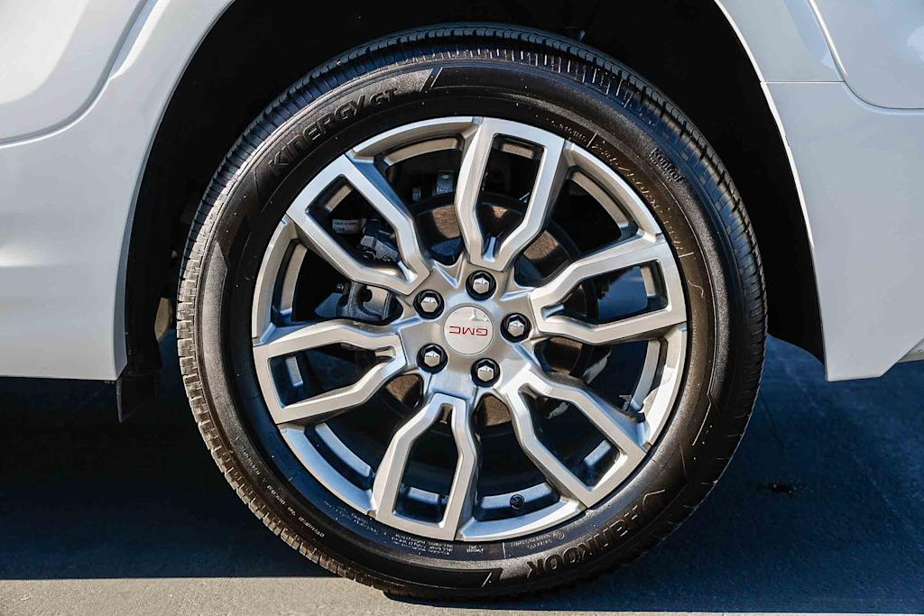 Thumbnail: 2024 GMC Terrain - 27