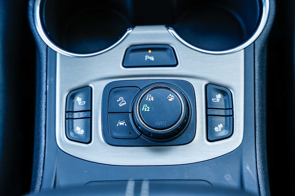 Thumbnail: 2024 GMC Terrain - 32