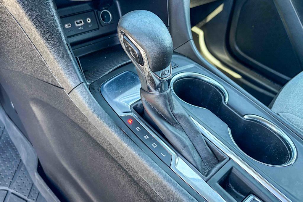 Thumbnail: 2022 Chevrolet Equinox - 13