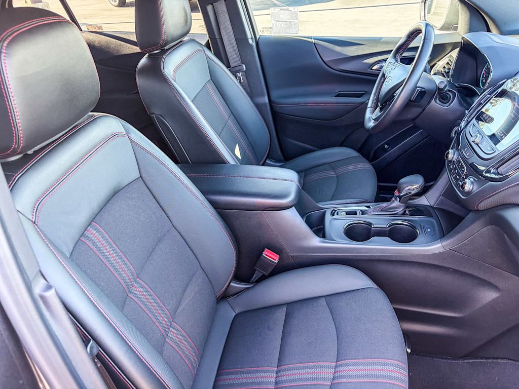 Thumbnail: 2022 Chevrolet Equinox - 9