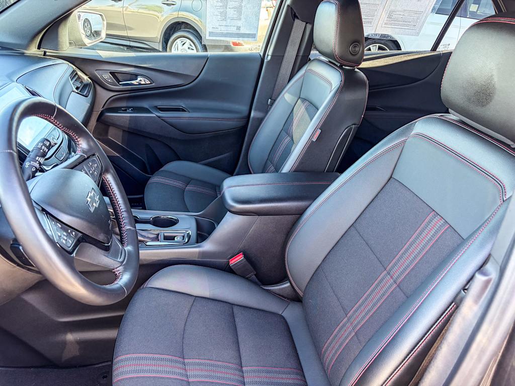Thumbnail: 2022 Chevrolet Equinox - 10