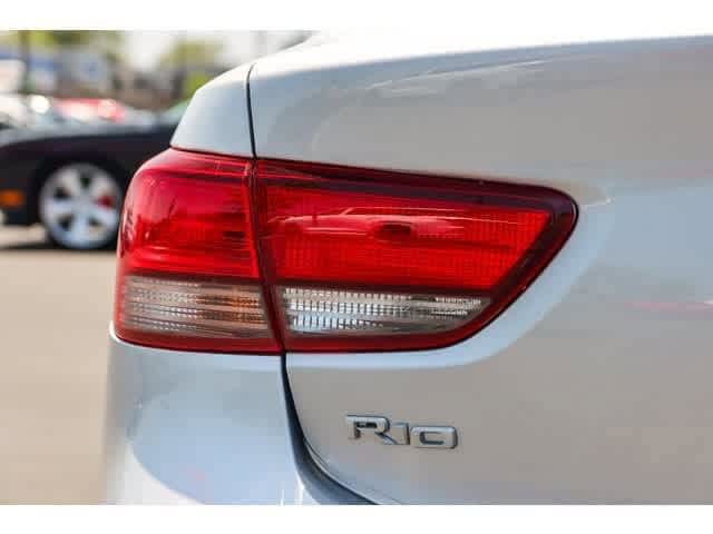 Thumbnail: 2022 Kia Rio - 19