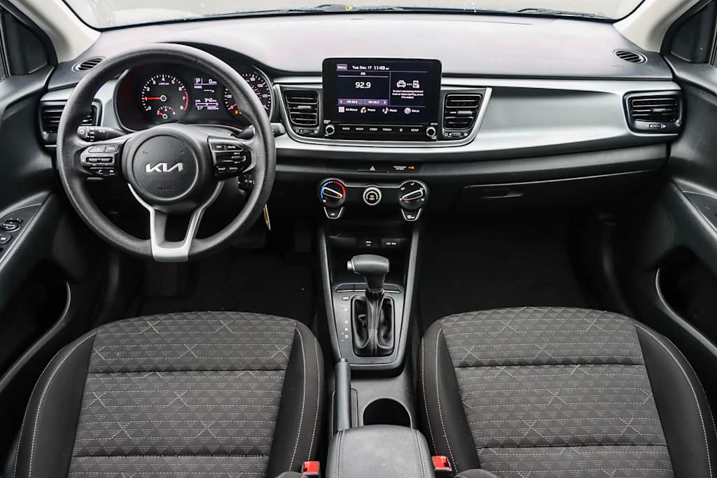 2022 Kia Rio S 2