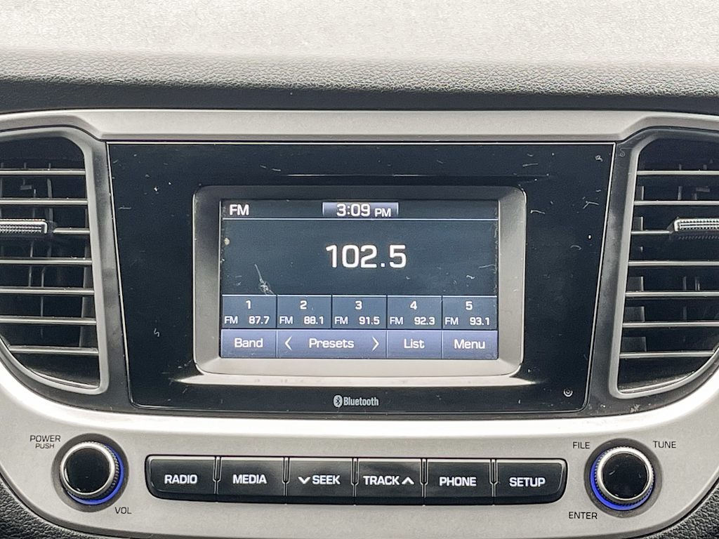 Thumbnail: 2021 Hyundai Accent - 22