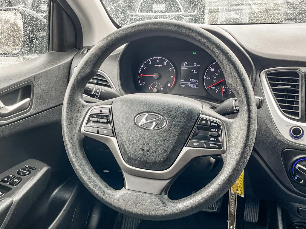 Thumbnail: 2021 Hyundai Accent - 8