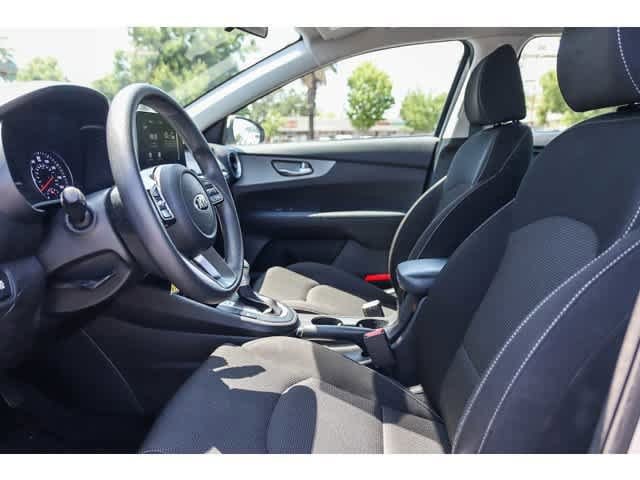 Thumbnail: 2021 Kia Forte - 10