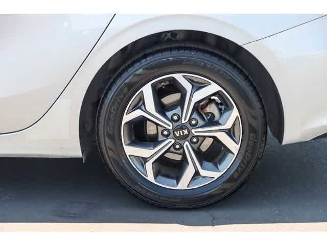 Thumbnail: 2021 Kia Forte - 20