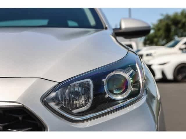 Thumbnail: 2021 Kia Forte - 18