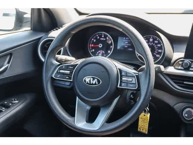 Thumbnail: 2021 Kia Forte - 8