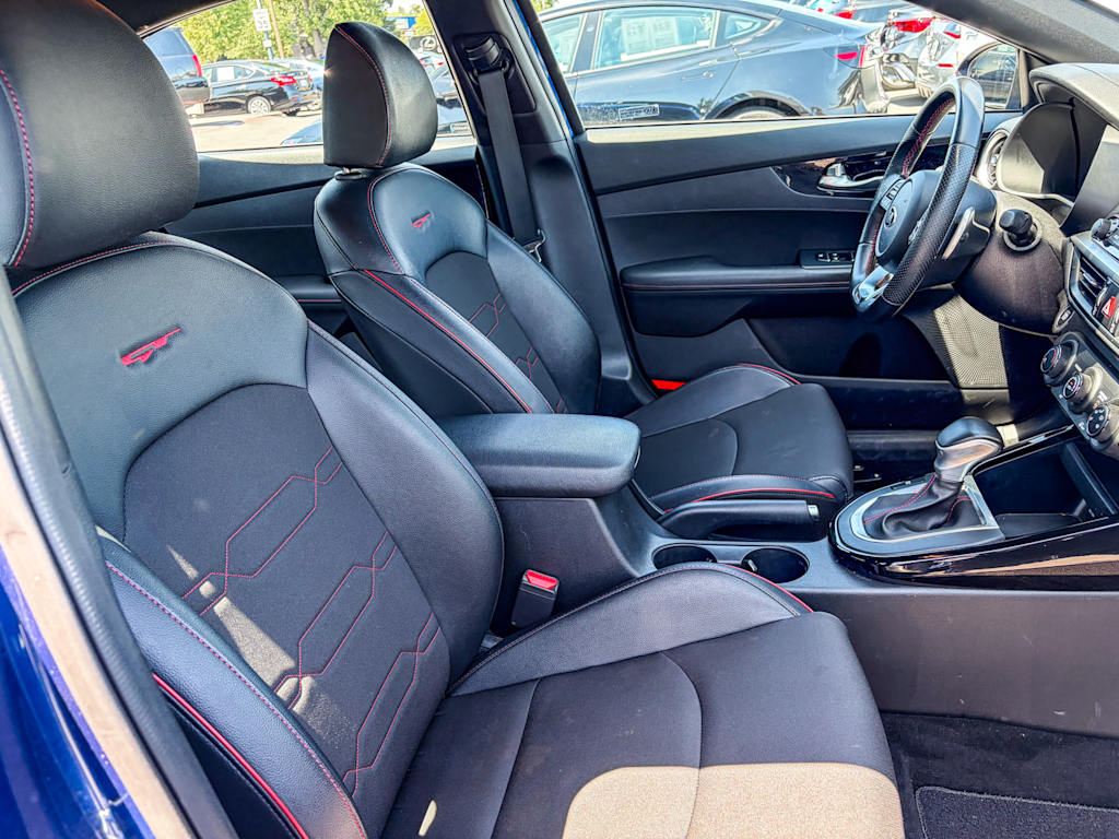 Thumbnail: 2021 Kia Forte - 10