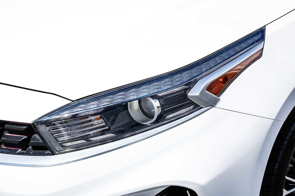 Thumbnail: 2023 Kia Forte - 23