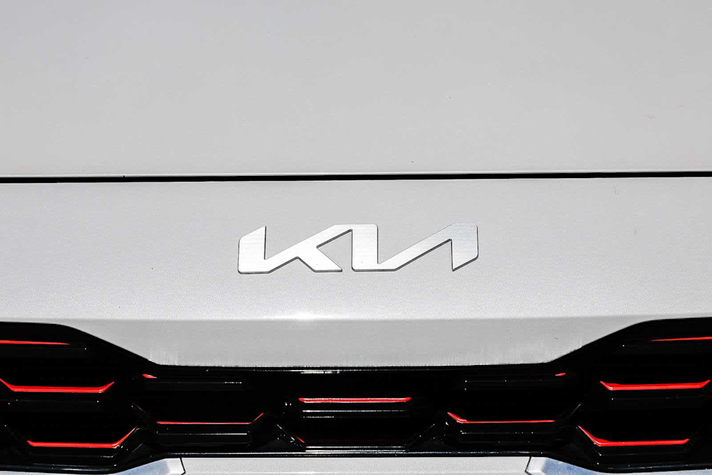 Thumbnail: 2023 Kia Forte - 24