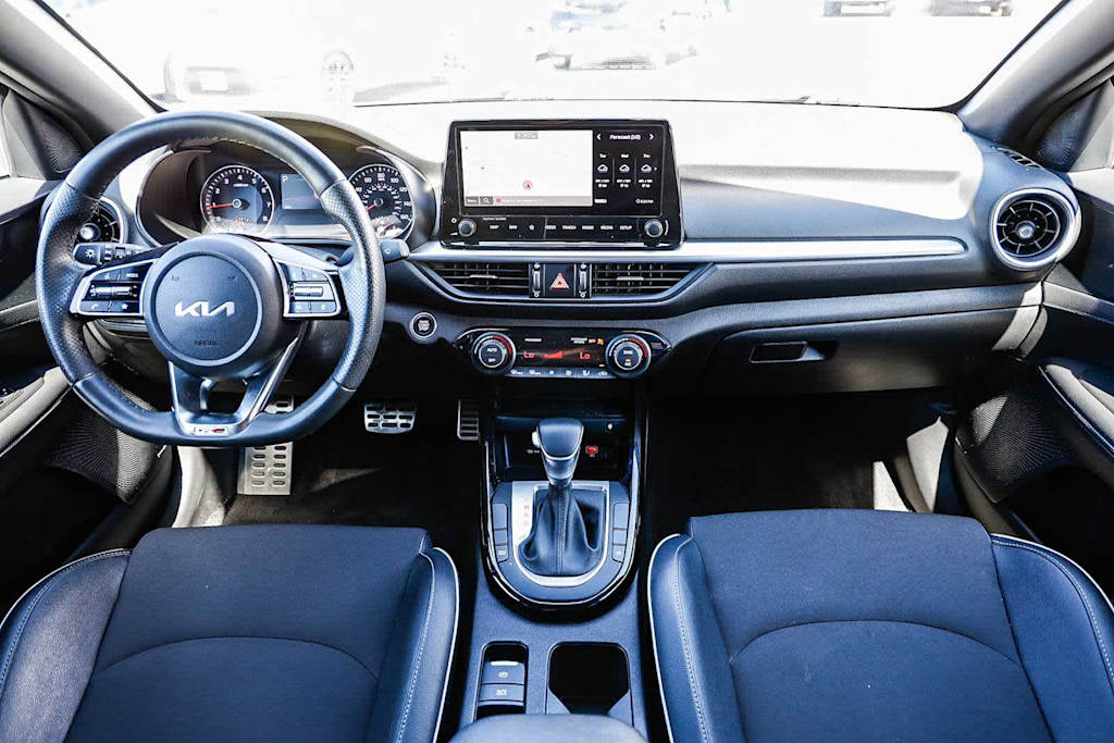 Thumbnail: 2023 Kia Forte - 11