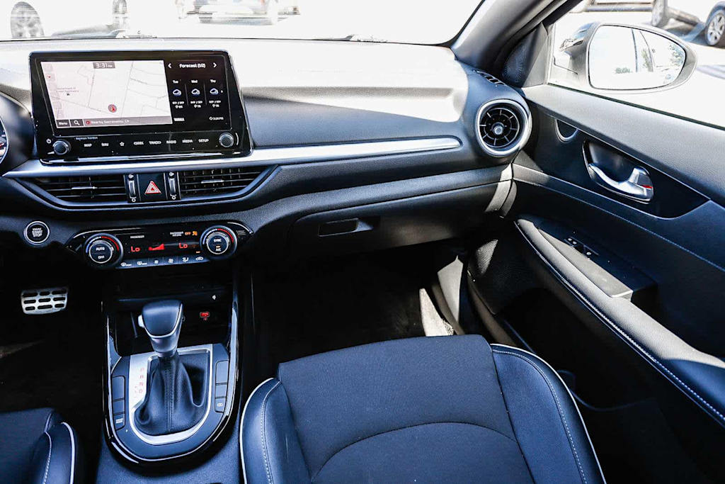 Thumbnail: 2023 Kia Forte - 35