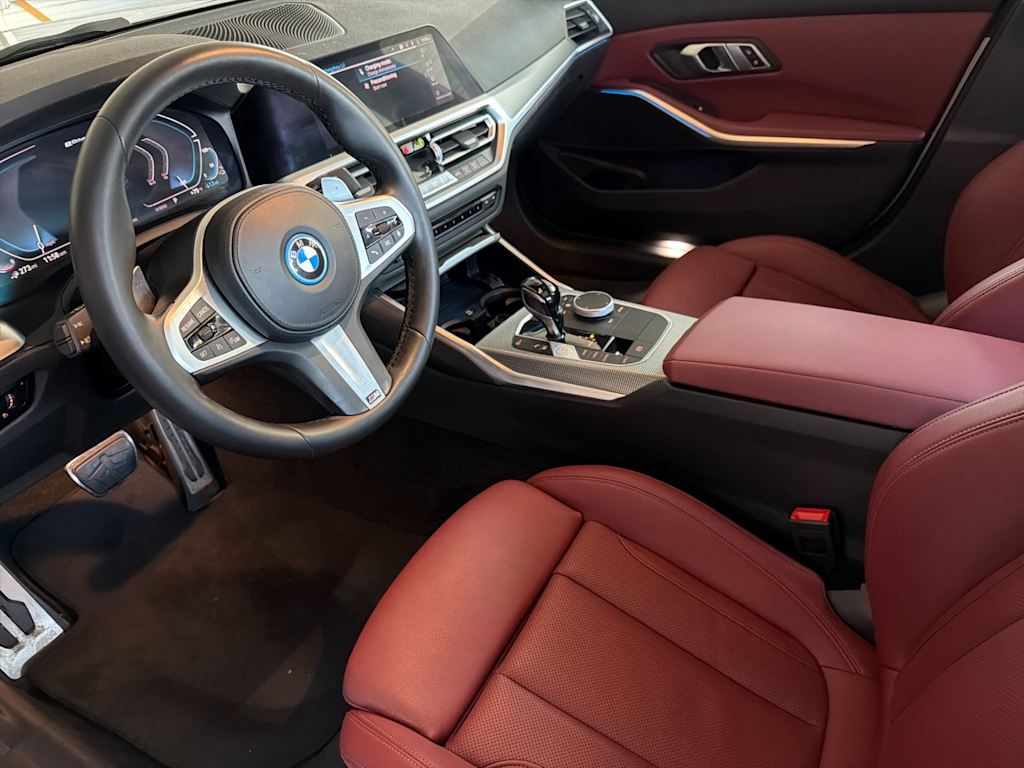 Thumbnail: 2022 BMW 3 Series - 9