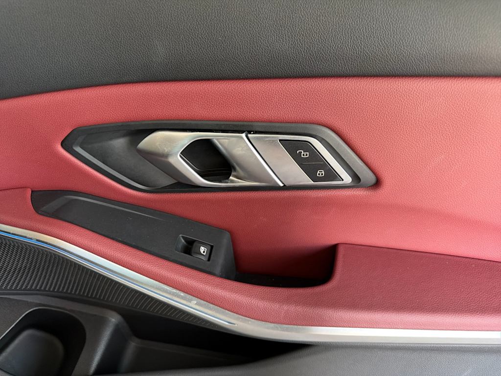 Thumbnail: 2022 BMW 3 Series - 7