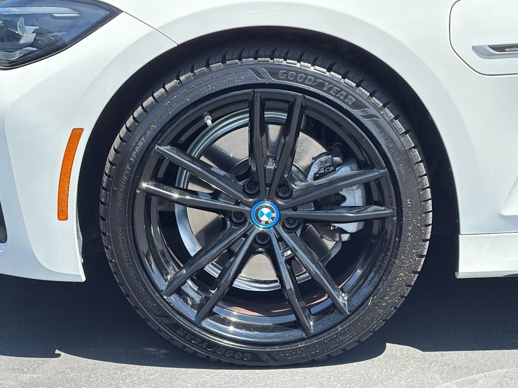 Thumbnail: 2022 BMW 3 Series - 8
