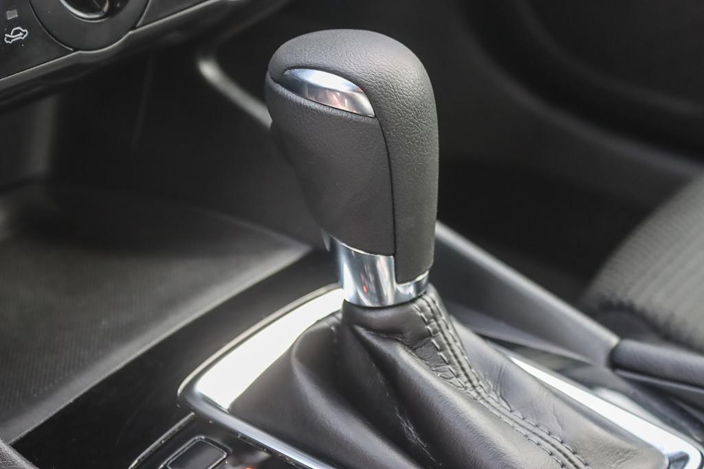 Thumbnail: 2018 Mazda Mazda3 - 13