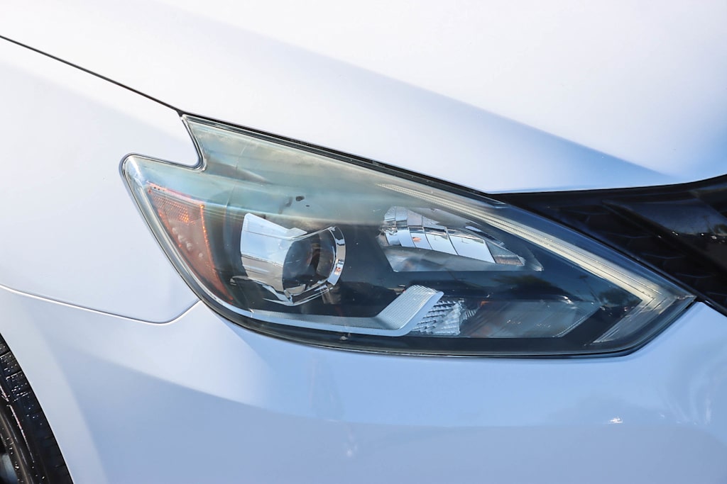 Thumbnail: 2018 Nissan Sentra - 19