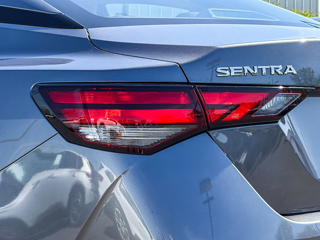 Thumbnail: 2022 Nissan Sentra - 20