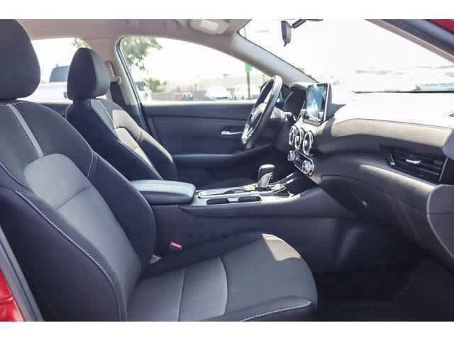 Thumbnail: 2021 Nissan Sentra - 25