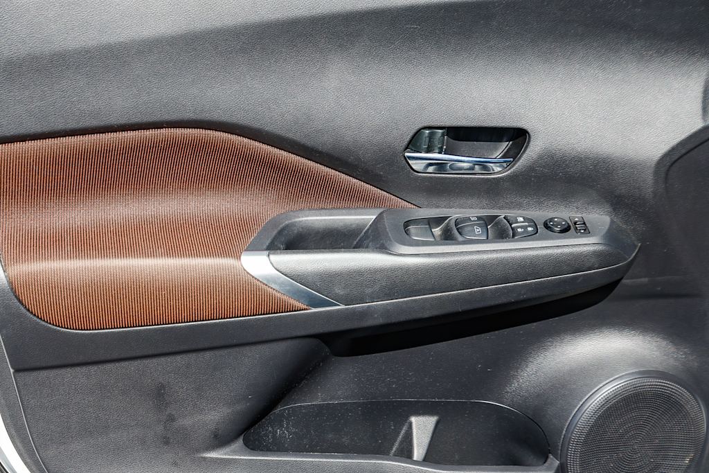 Thumbnail: 2021 Nissan Kicks - 22